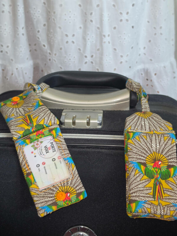 etiquette voyage perroquets L'étiquette bagage